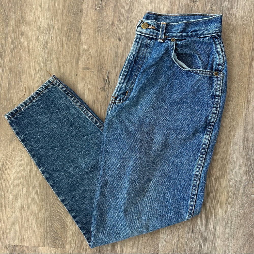 Vintage CHIC High-waisted Jeans